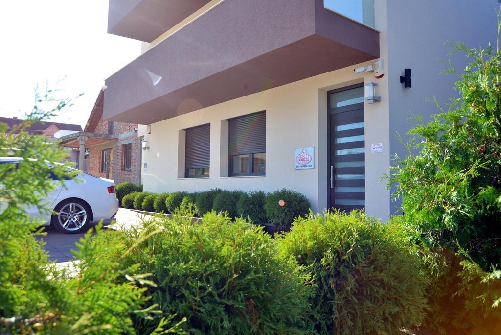 Lotos Depandans Hotel Ni Exterior foto